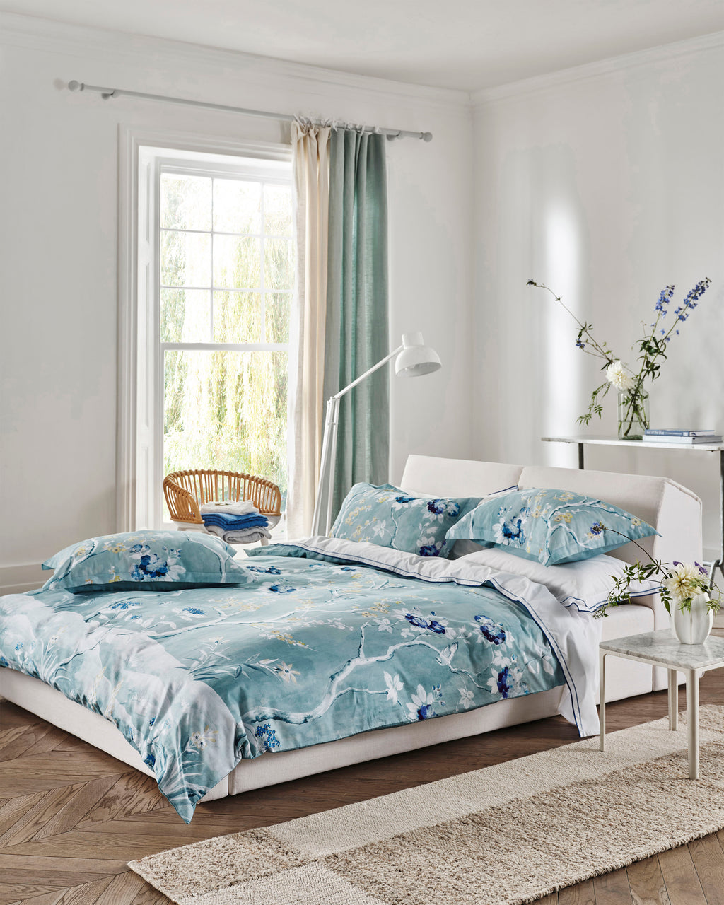 Designers Guild Manohari Delft Blue Duvet Set
