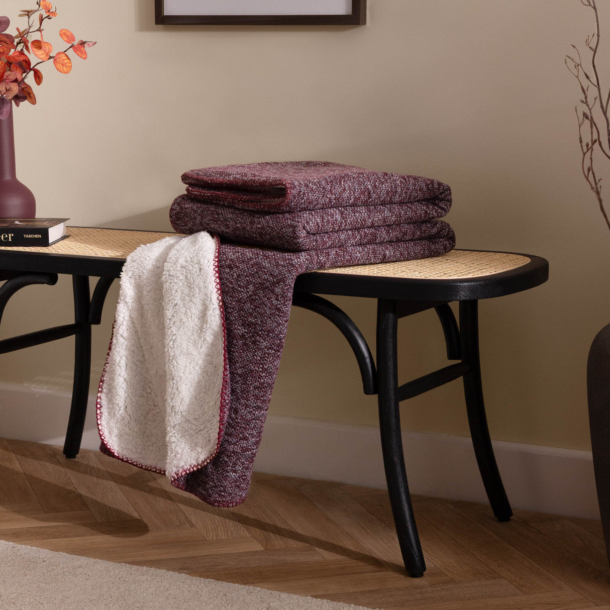 Furn Nurrel Sherpa 130cm x 180cm Throw