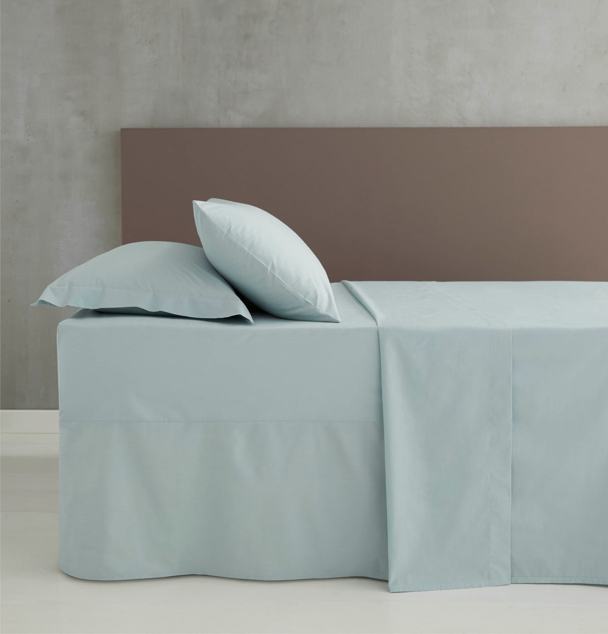 Catherine Lansfield Easy Iron 50% Polyester/50% Combed Cotton 180 Thread Count Percale Duck Egg Sheets