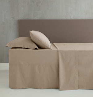 Catherine Lansfield Easy Iron 50% Polyester/50% Combed Cotton 180 Thread Count Percale Natural Sheets