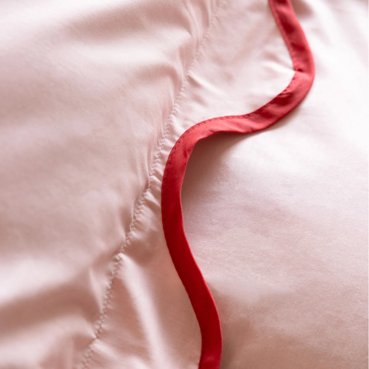 Rockett St George Ooh La La La Scallop Pink Duvet Set