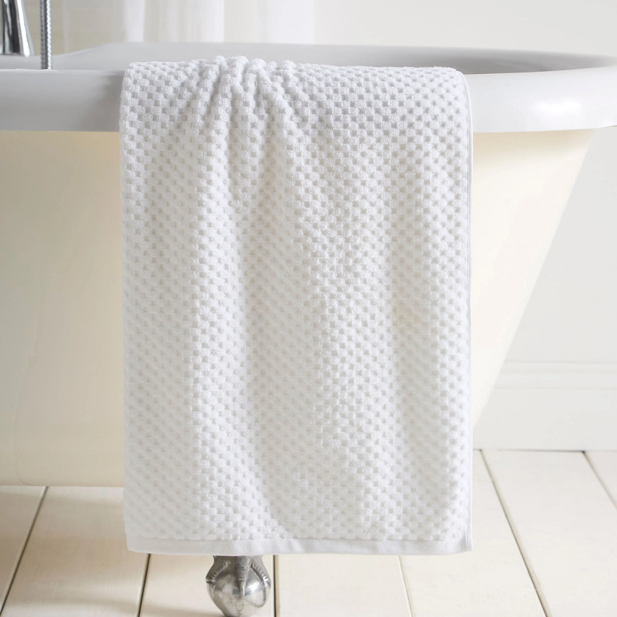 Dreams N Drapes Popcorn 100% Cotton White Towels