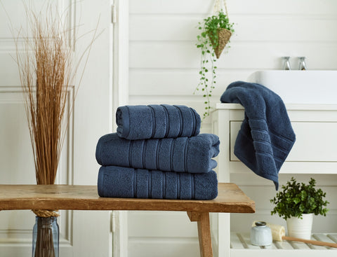 The Lyndon Company Rainham 100% Cotton 600gsm Midnight Towels