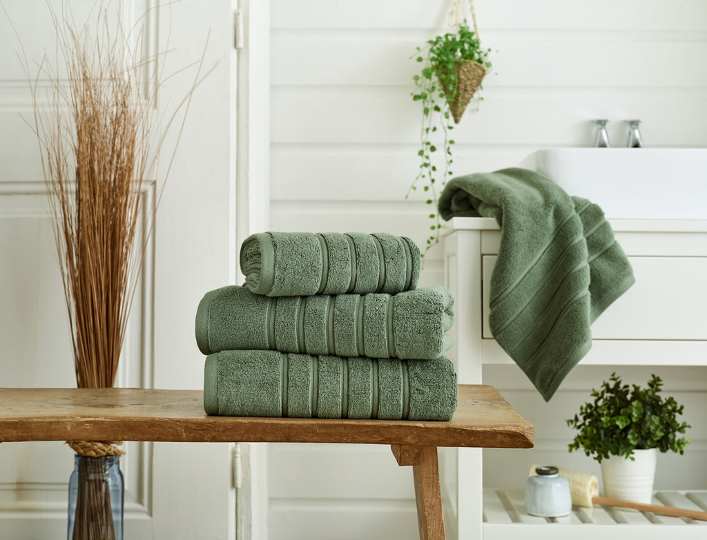 The Lyndon Company Rainham 100% Cotton 600gsm Oregano Towels