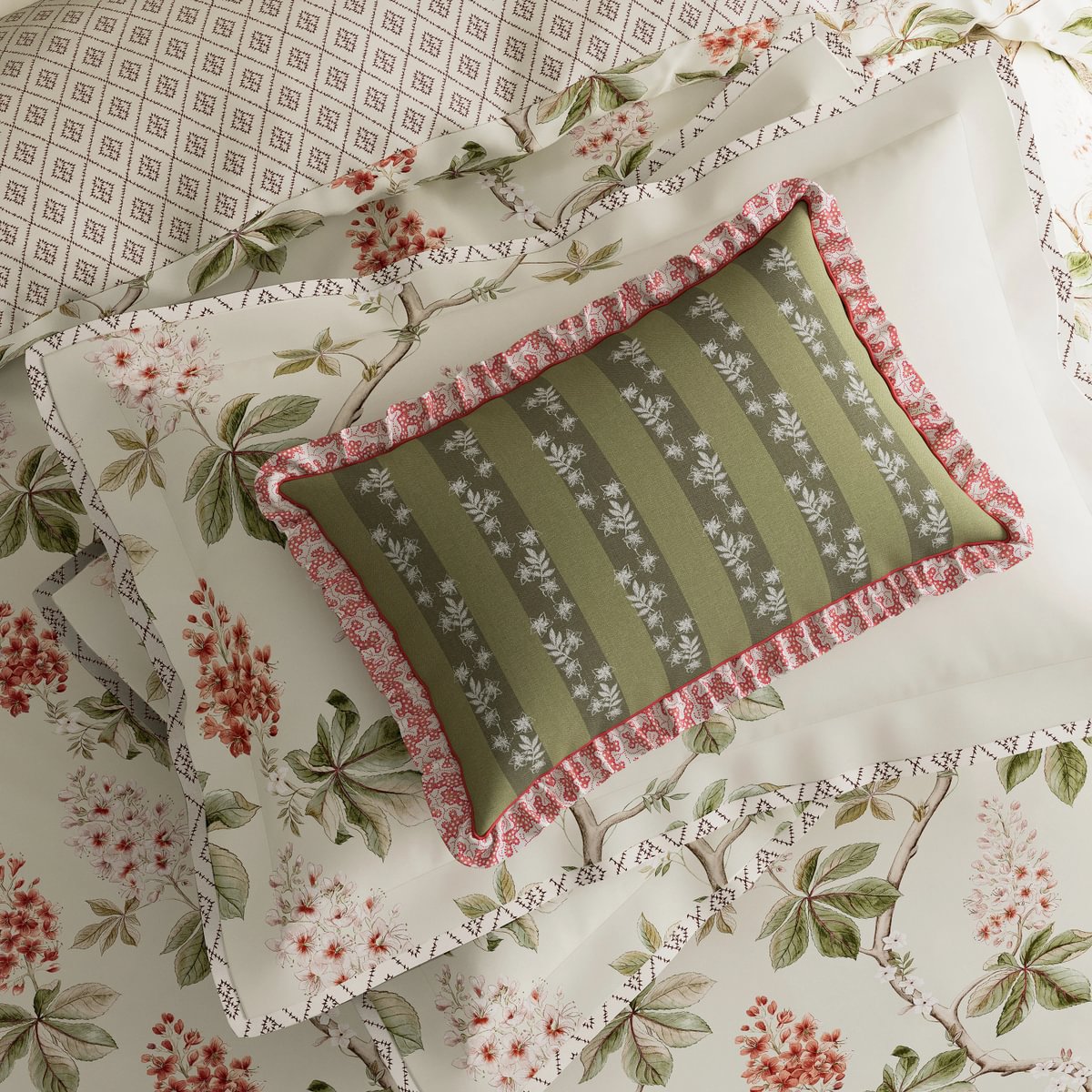 Sanderson Chestnut Tree Coral Duvet Set
