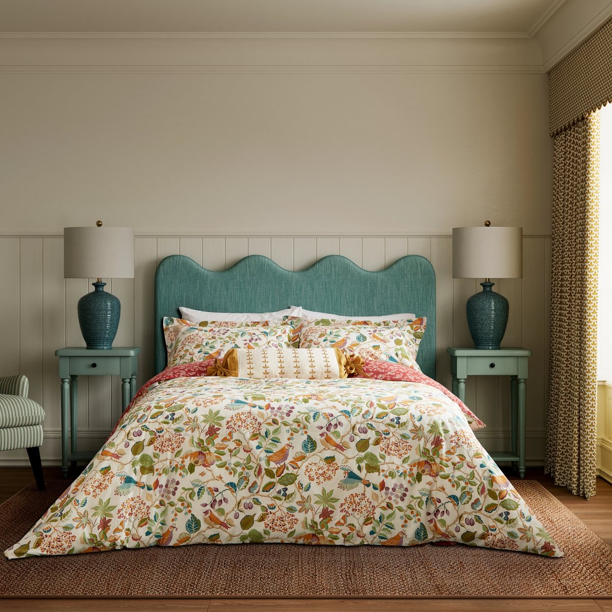 Sanderson x National Trust Birds & Berries Rowan Berry Duvet Set