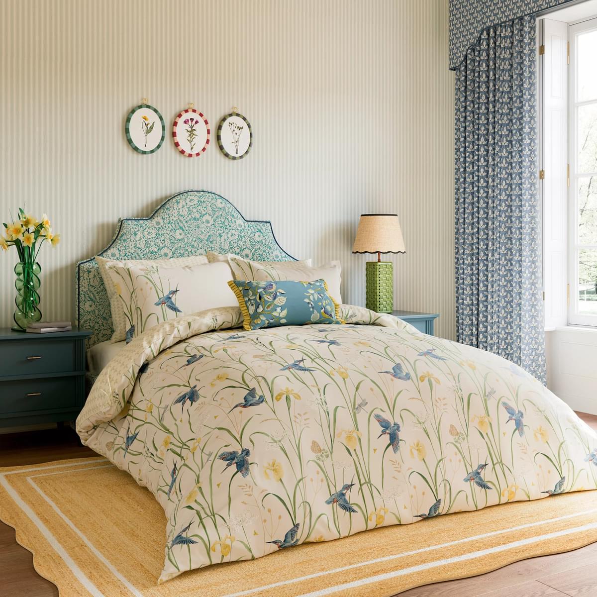 Bedspreads and online quilts store