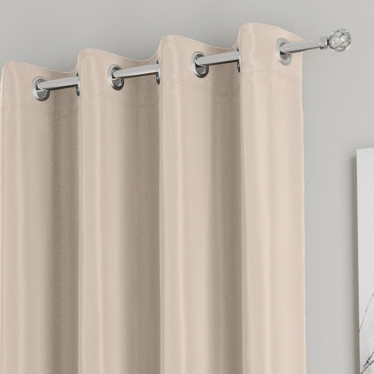 Tyrone Supersoft 66"x84" Door Curtain