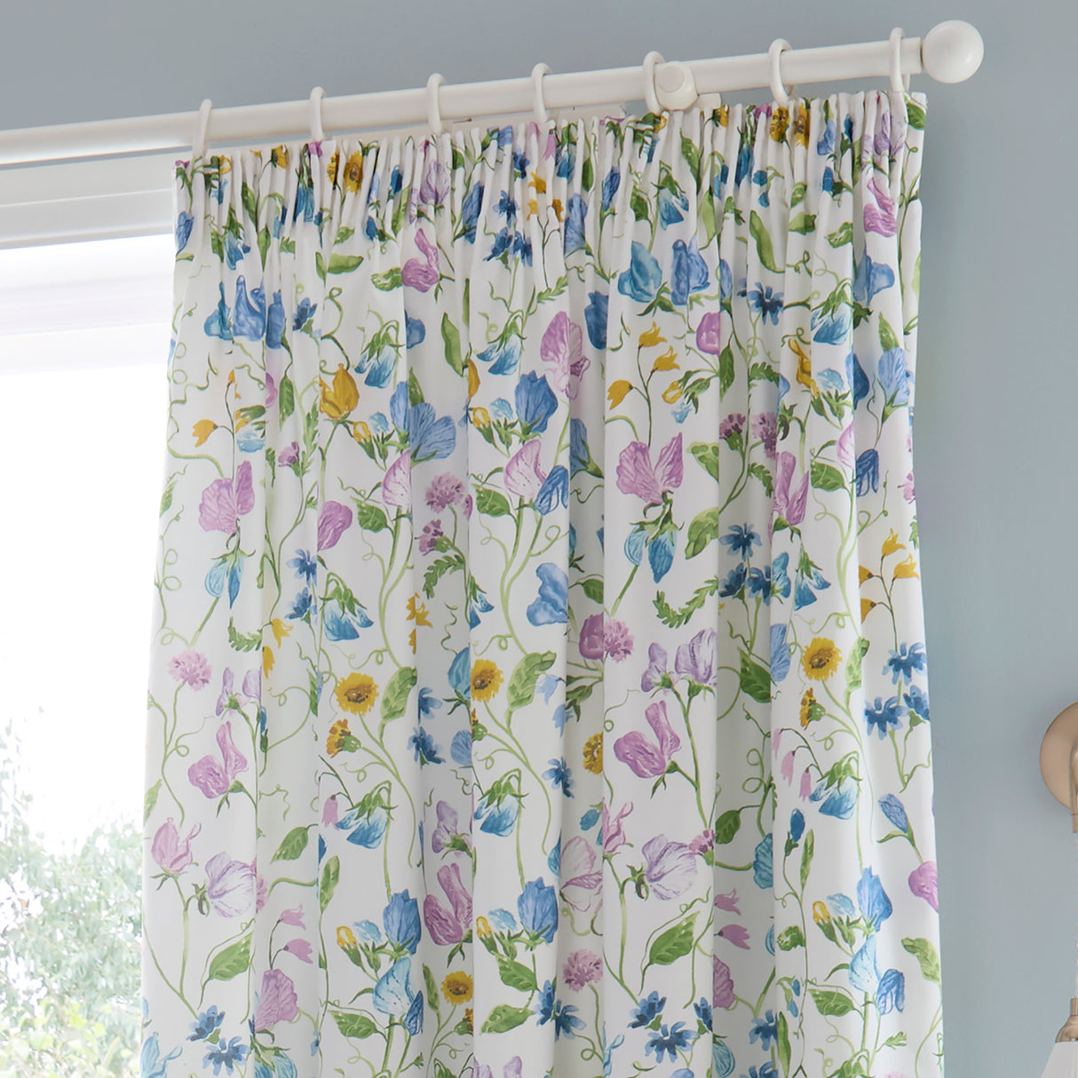 Dreams n Drapes Sweetpea Floral Lilac Duvet Set