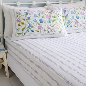 Dreams n Drapes Sweetpea Floral Lilac Duvet Set