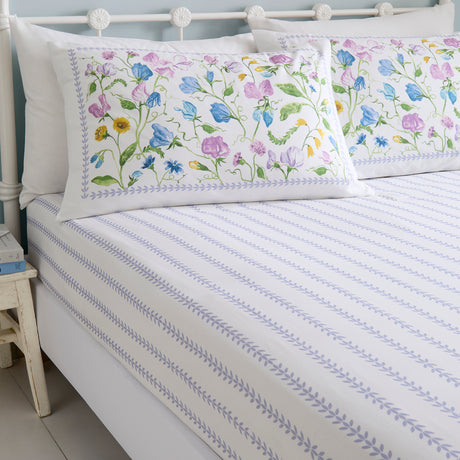 Dreams n Drapes Sweetpea Floral Lilac Duvet Set