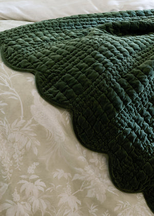 Laura Ashley Brady Scalloped 180cm x 235cm Bedspread