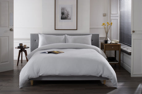 The Lyndon Company St. Quentin Duvet Set