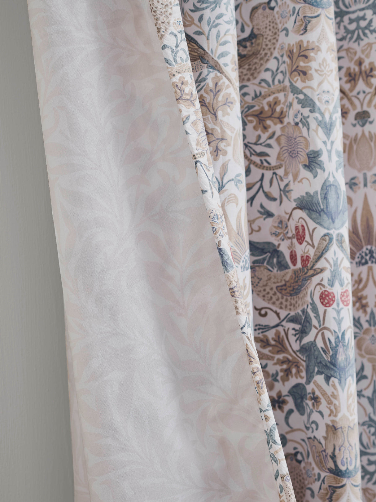 William Morris at Home Strawberry Thief Hessian Lined Eyelet Curtains