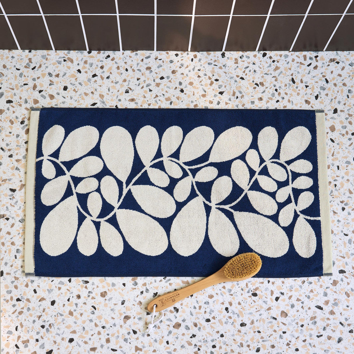 Orla Kiely Sycamore Stripe Dusk-Blue 100% Cotton 580gsm Towels
