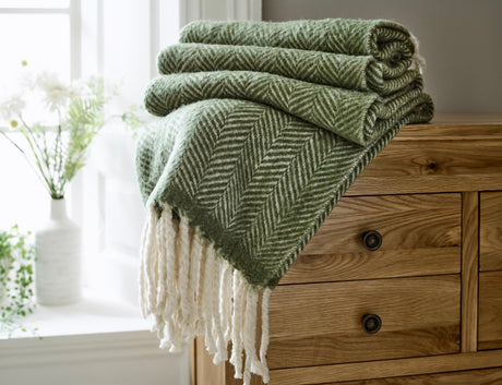 The Lyndon Company Moorland Premium 100% Wool 130cm x 170cm Throw