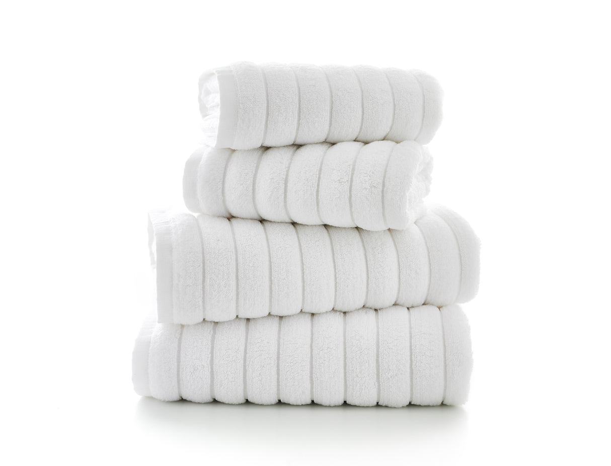 The Lyndon Company Ribbleton 100% BCI Cotton 700gsm Zero Twist White Towels