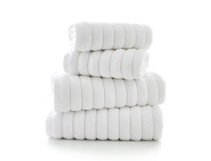 The Lyndon Company Ribbleton 100% BCI Cotton 700gsm Zero Twist White Towels