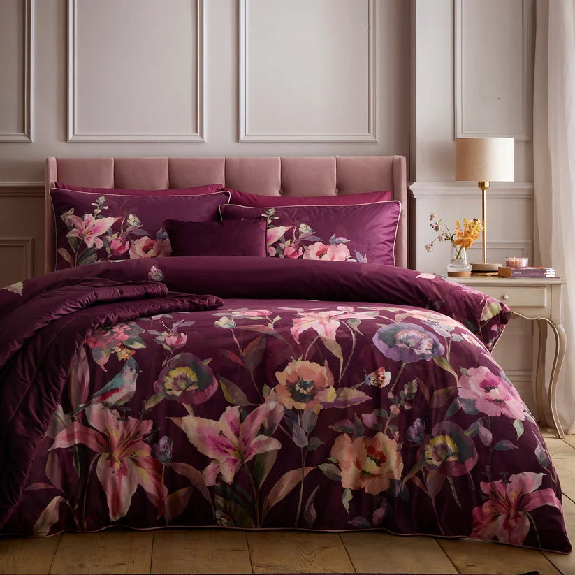 Soiree Tatiana Berry Duvet Set