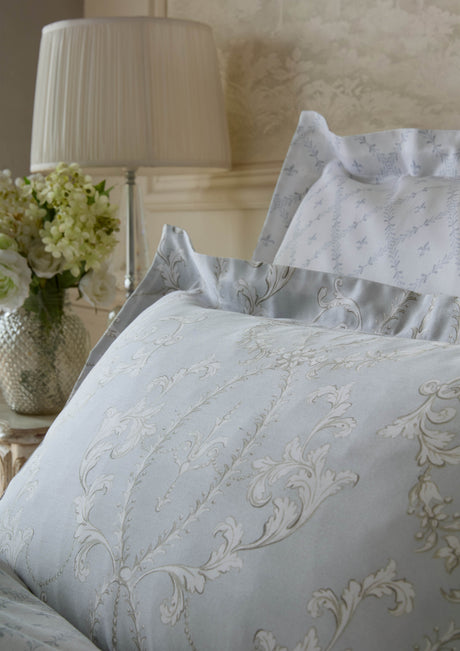Historic Royal Palaces Tijou Porcelain Blue Duvet Set