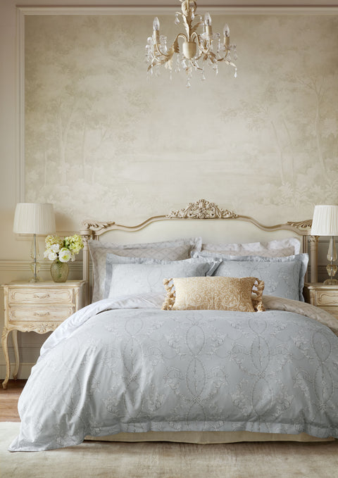 Historic Royal Palaces Tijou Porcelain Blue Duvet Set