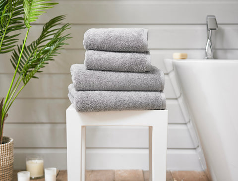 Deyongs Tuscany Silver 100% Cotton 700gsm Towels