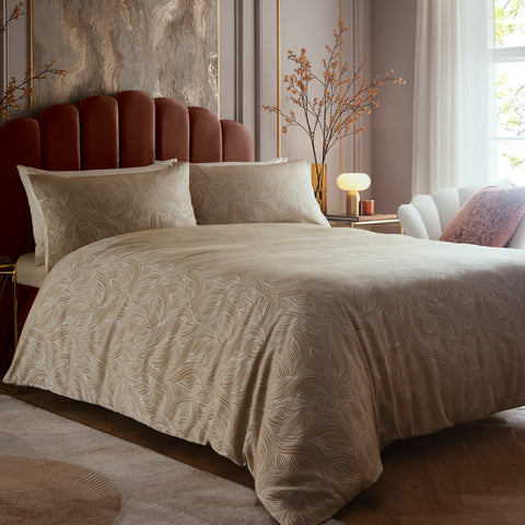 Laurence Llewelyn Bowen Venus Grace Natural Duvet Set