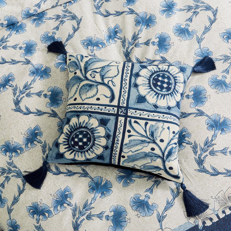 Morris & Co & V&A Scrolling Carnation Indigo & Ivory Duvet Set