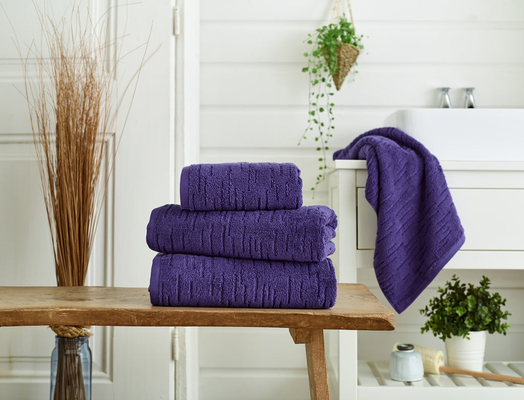 The Lyndon Company Wentworth 100% Cotton 600gsm Violet Towels