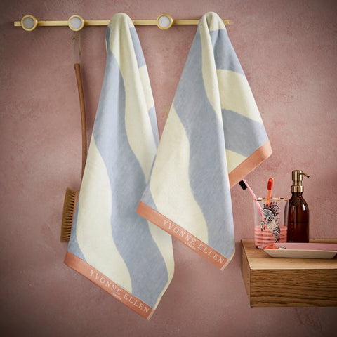Yvonne Allen Signature Floral Vintage Rose 100% Cotton 550gsm Towels