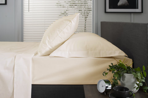 The Lyndon Company 200 Thread Count 100% Count Percale Ecru Sheets