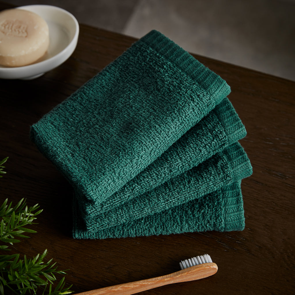 Catherine Lansfield Quick Dry 100% Cotton Forest Green 400gsm Towels