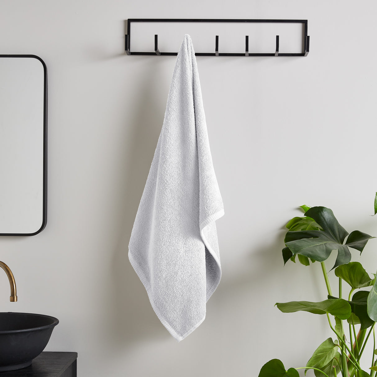 Catherine Lansfield Quick Dry 100% Cotton White 400gsm Towels