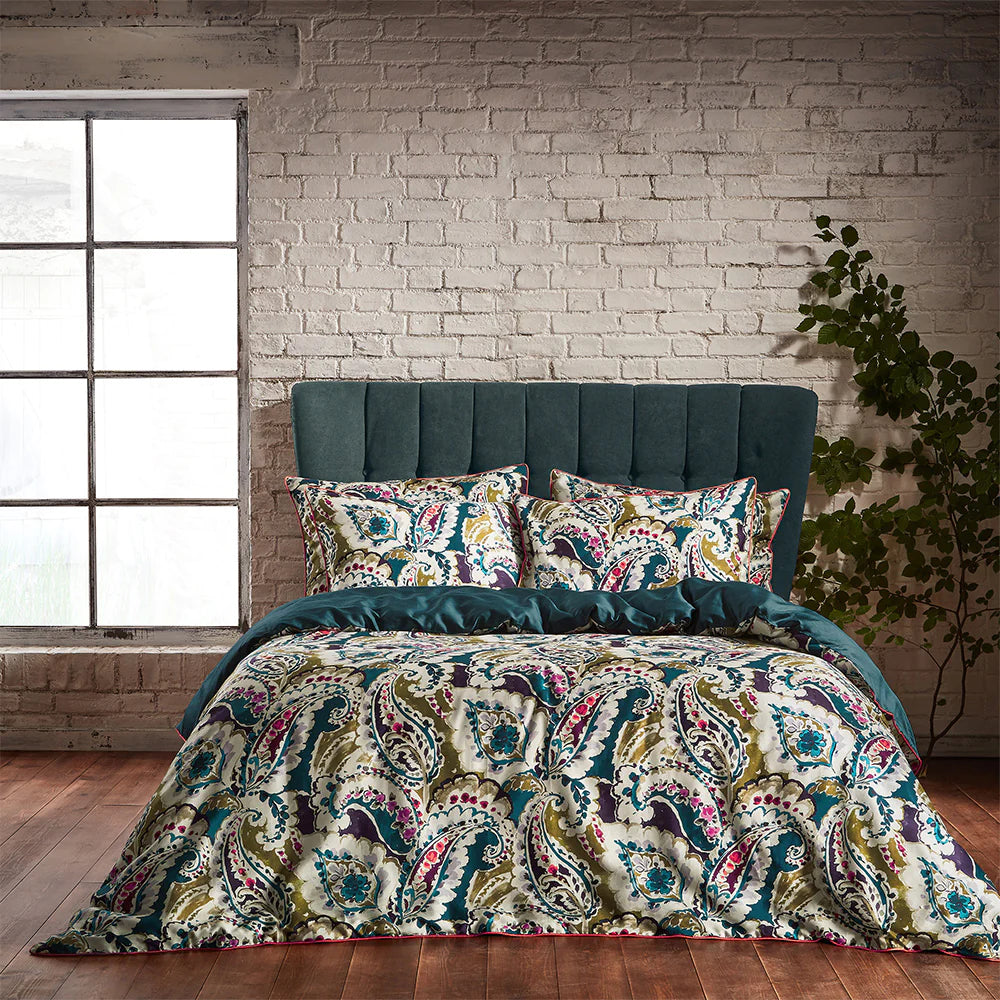 Edinburgh Weavers Aretha Paisley Piped Teal/Olive Duvet Set