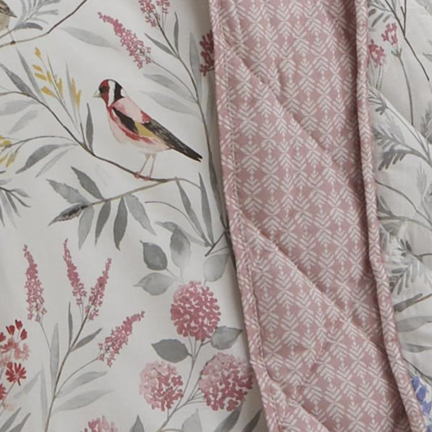 Dreams N Drapes Caraway Pink Bedding