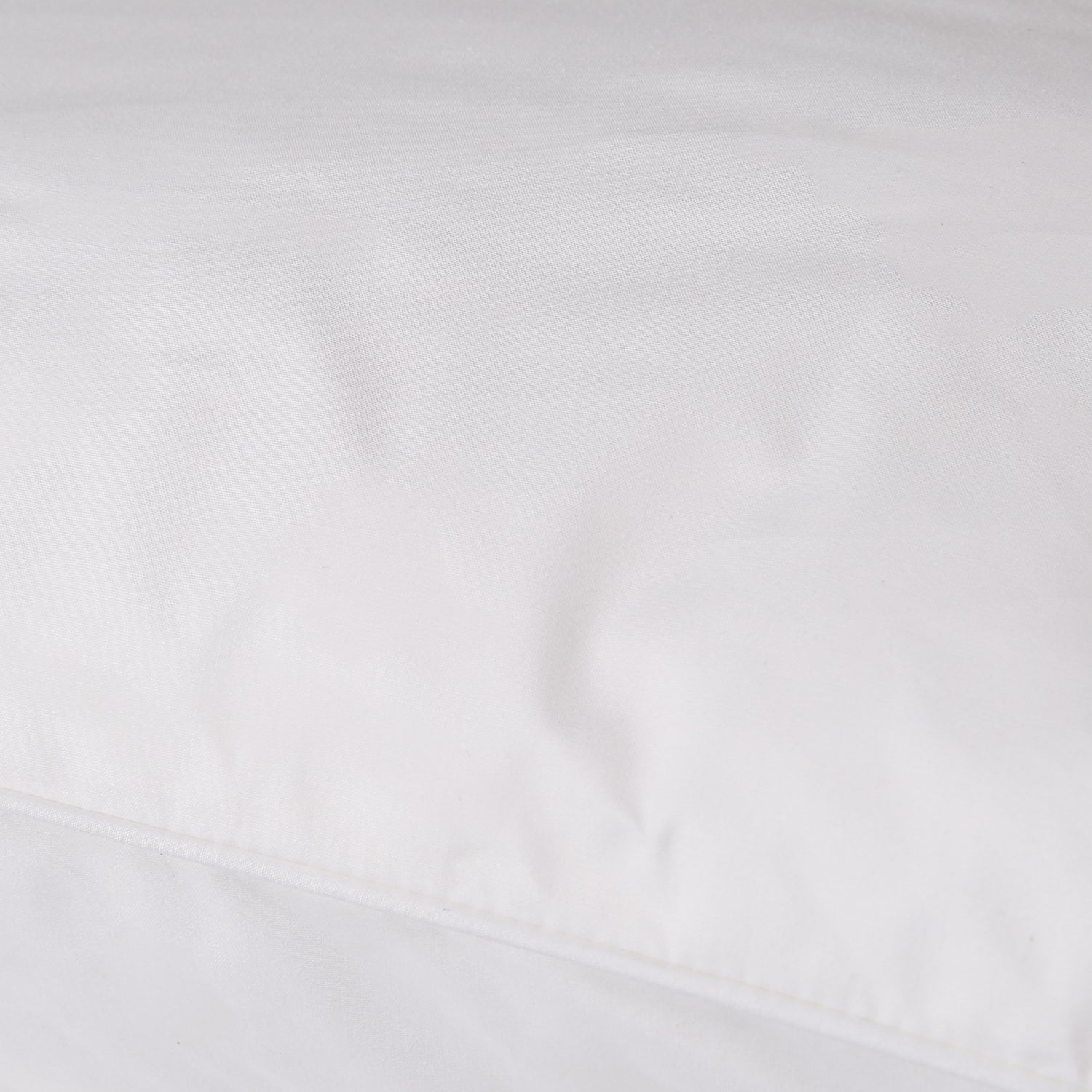 The Fine Bedding Company Clusterfull Pillow Pair