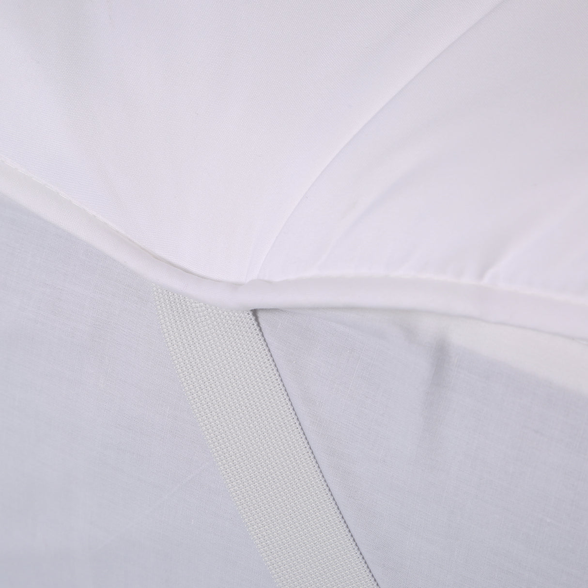 The Fine Bedding Company Spundown Mattress Enhancer