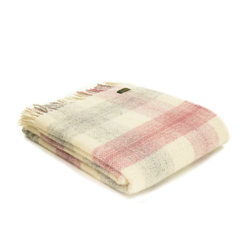Tweedmill Meadow Check Pink 150cm x 183cm Throw
