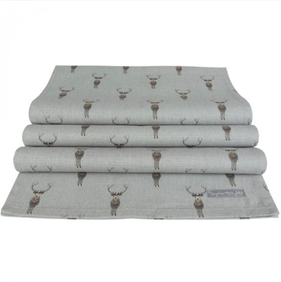 ALL29810 Sophie Allport Table Runner Highland Stag