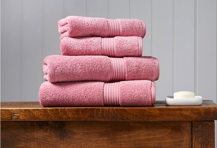Christy Supreme Blush 650gsm Towels