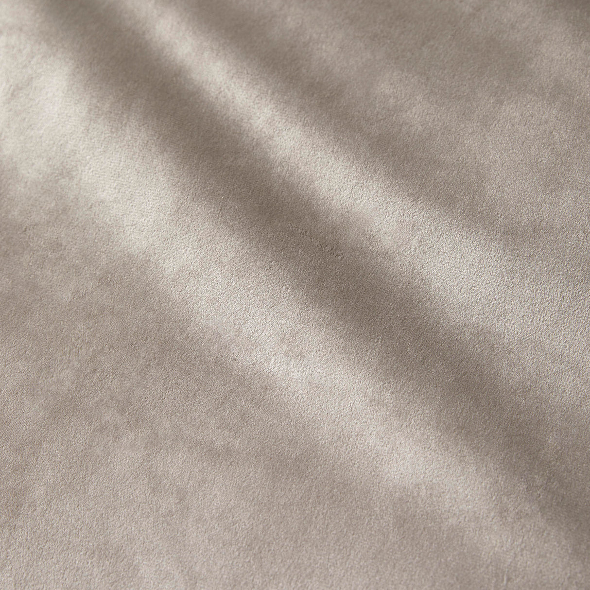 Laurence Llewelyn Bowen Montrose Luxury Velvet Duvet Set